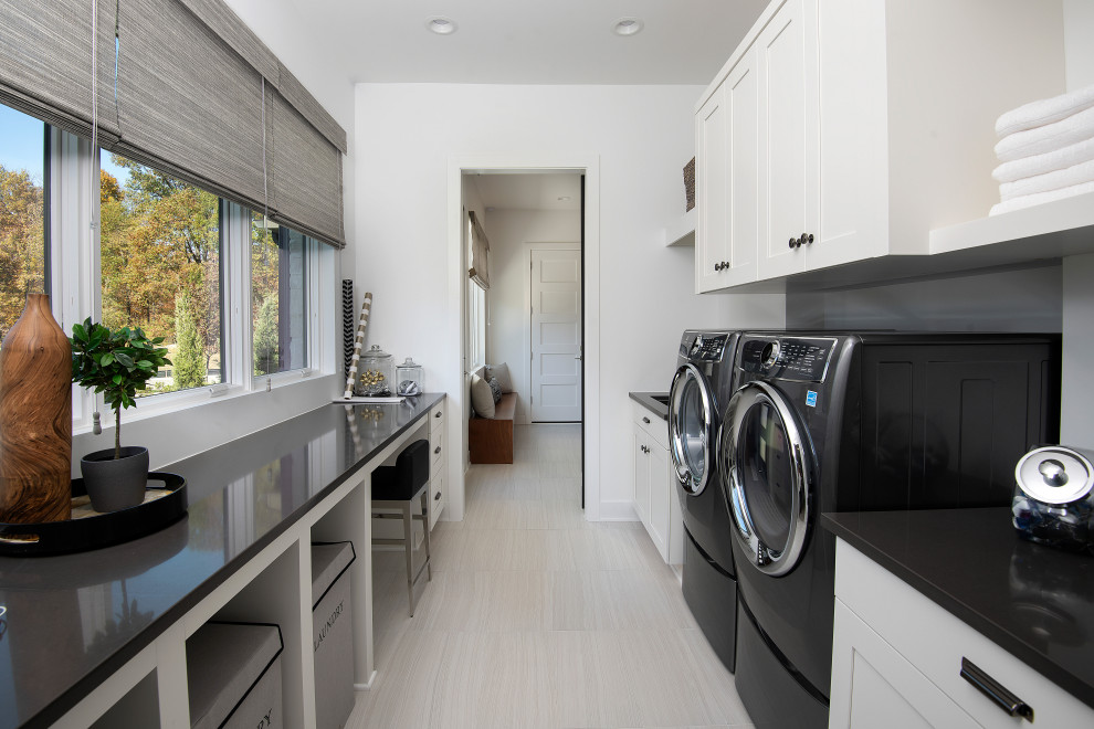 Inspiration for a contemporary laundry room in Nashville.