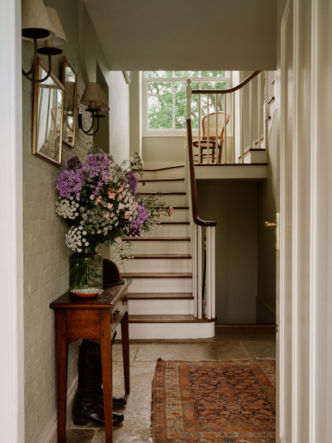 Hillside victorian-entry