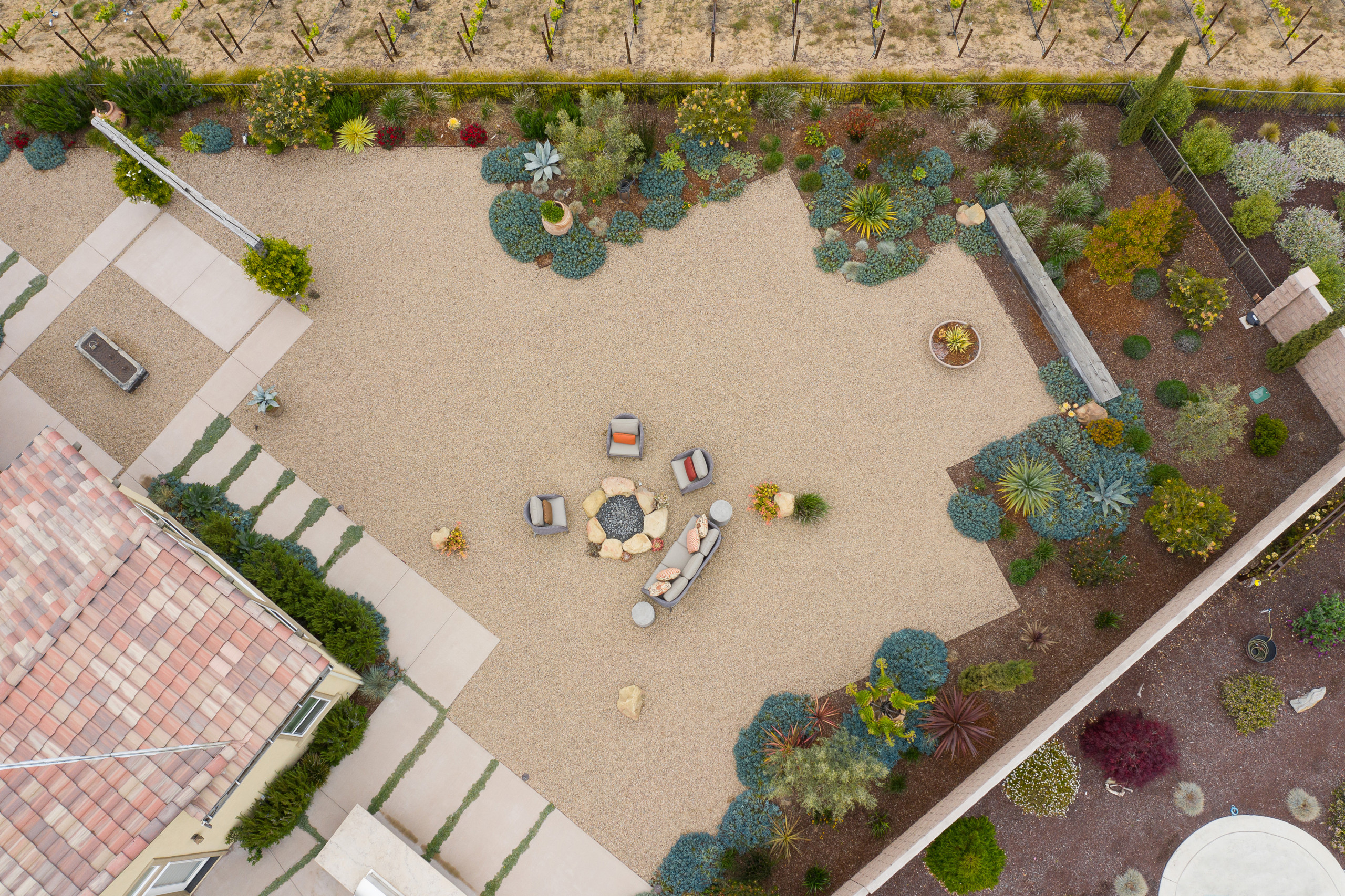 Trilogy Landscape and Outdoor Kitchen