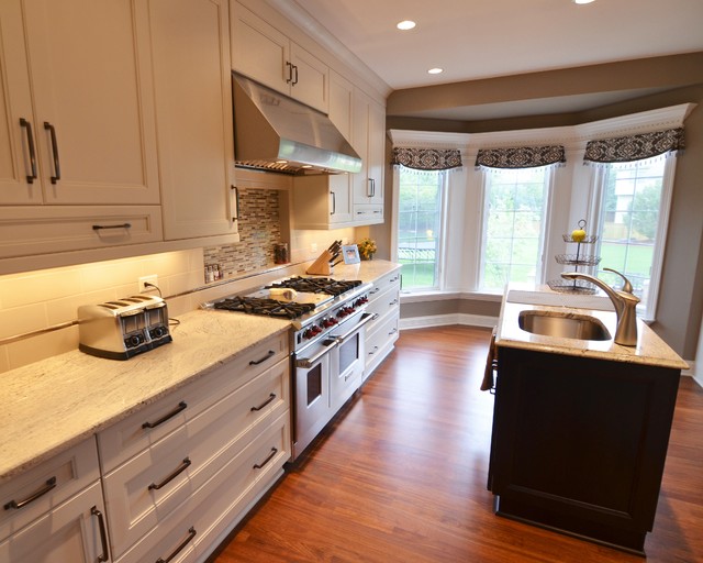 Transitional Kitchen transitional-kitchen
