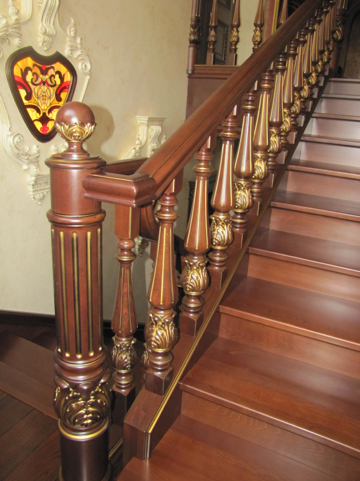 Лестница из дуба