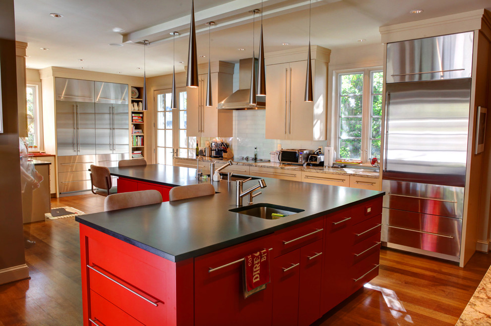 Kitchen - contemporary kitchen idea in Baltimore
