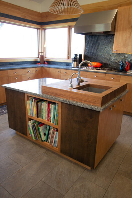 Lake Washington Home mid-century-kueche