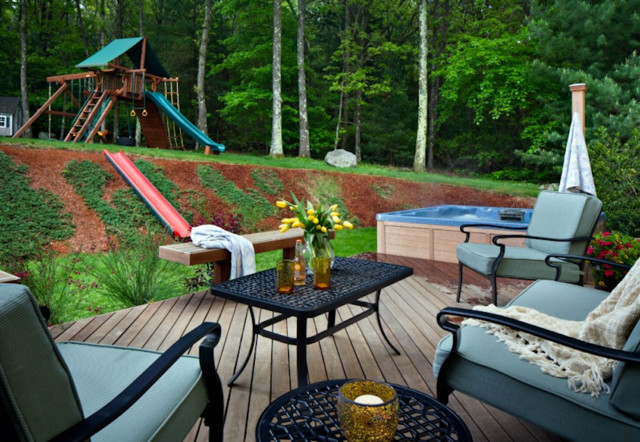 Custom Decks contemporary-terrace