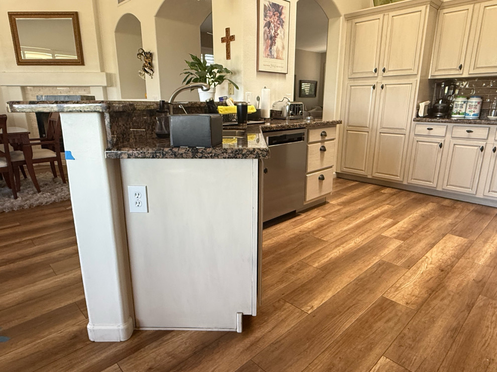 Desert Fairway Kitchen