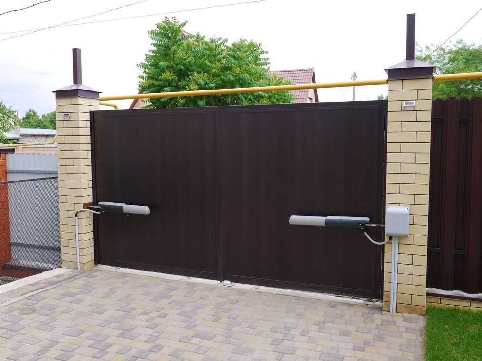 Алюминиевые ворота распашные и алюминиевая калитка