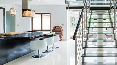 Transitional kitchen photo in Miami