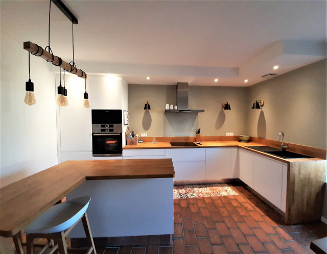 Cuisine transitional-kitchen