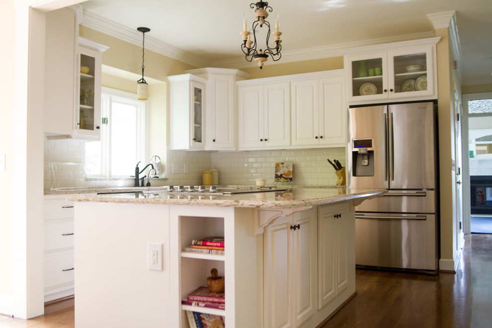Design ideas for a traditional kitchen in Nashville with stainless steel appliances.