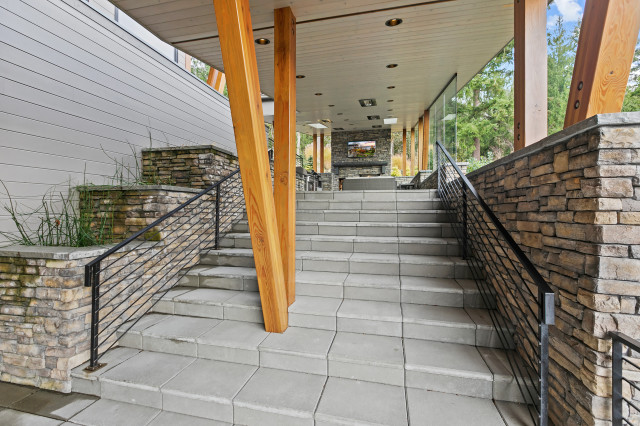 Ultimate NW Contemporary Architecture patio