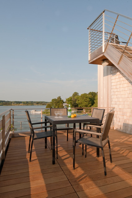 Chesapeake Bay House beach-style-deck