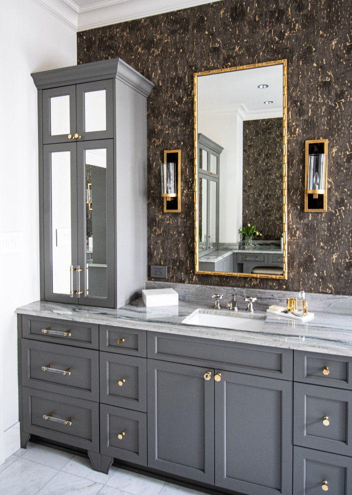 Bathroom - transitional bathroom idea