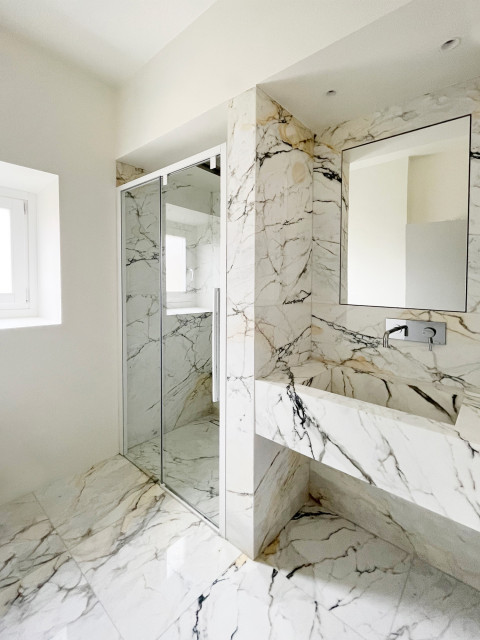 CASA QUERCE contemporary-bathroom
