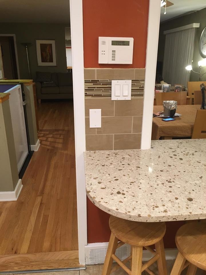 Kitchen - transitional kitchen idea