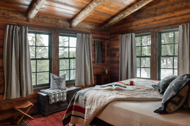 Green Mountain Cabin rustic-bedroom