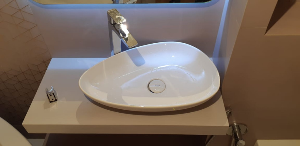 Спасённая ванная после 3их не умельцев .