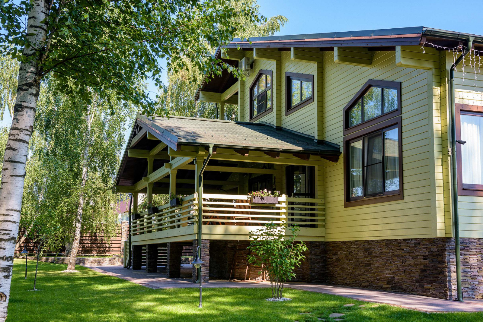 Терраса и дом