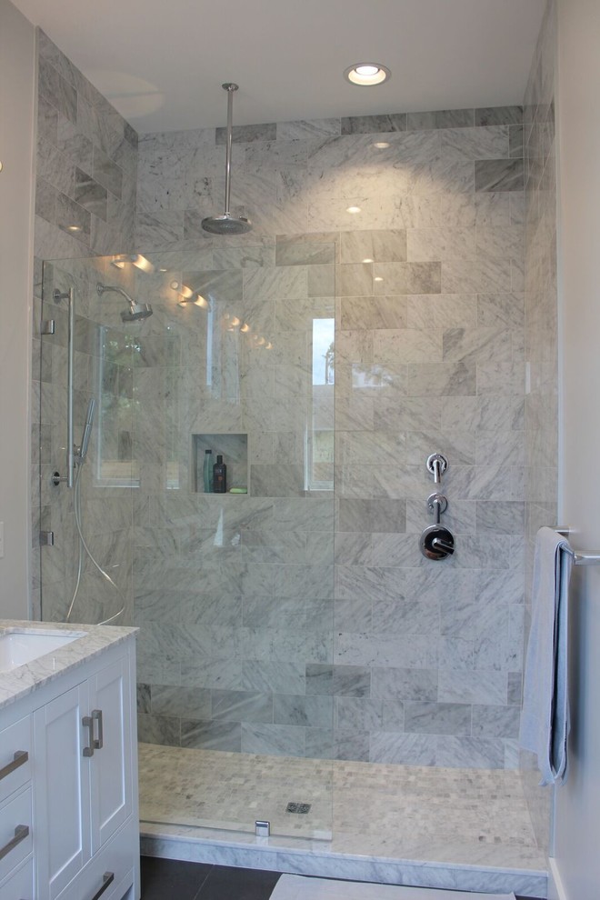 Bathroom - transitional bathroom idea