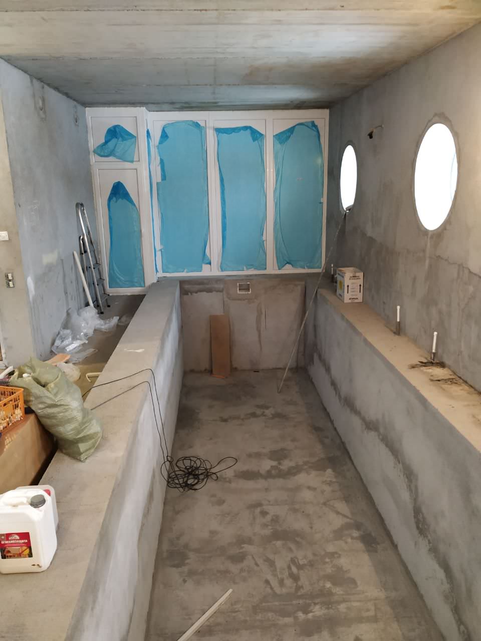 Бассейн в частном доме