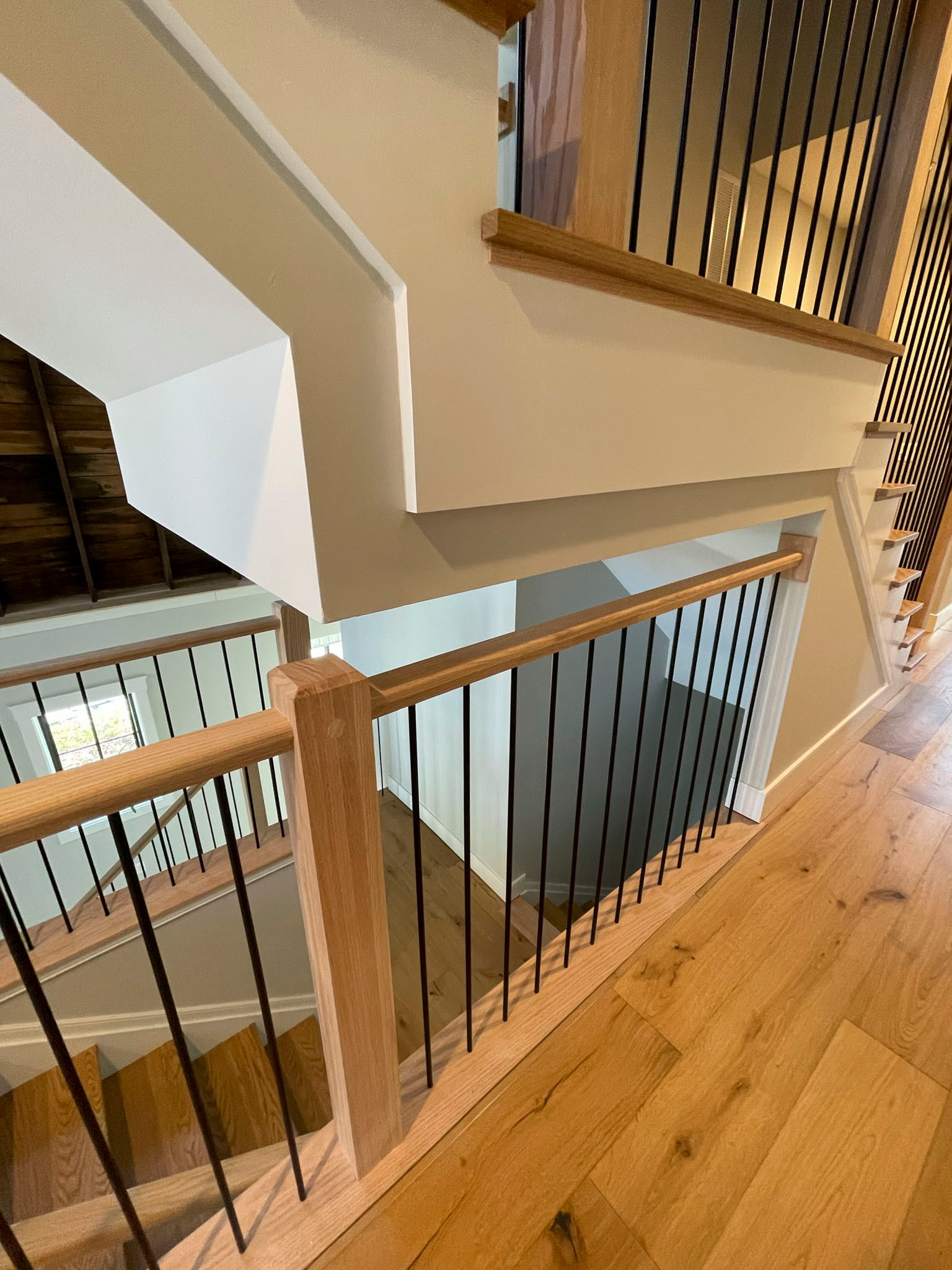 102_Straight-Freestanding Stairs/Landing in Barn Style Home, Leesburg VA 20175