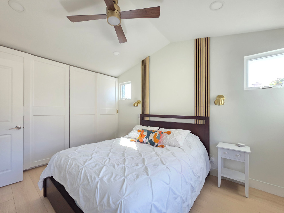 ADU 622 S.F. (Above Garage)