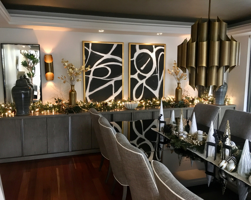 Inspiration for a transitional home design remodel in Phoenix
