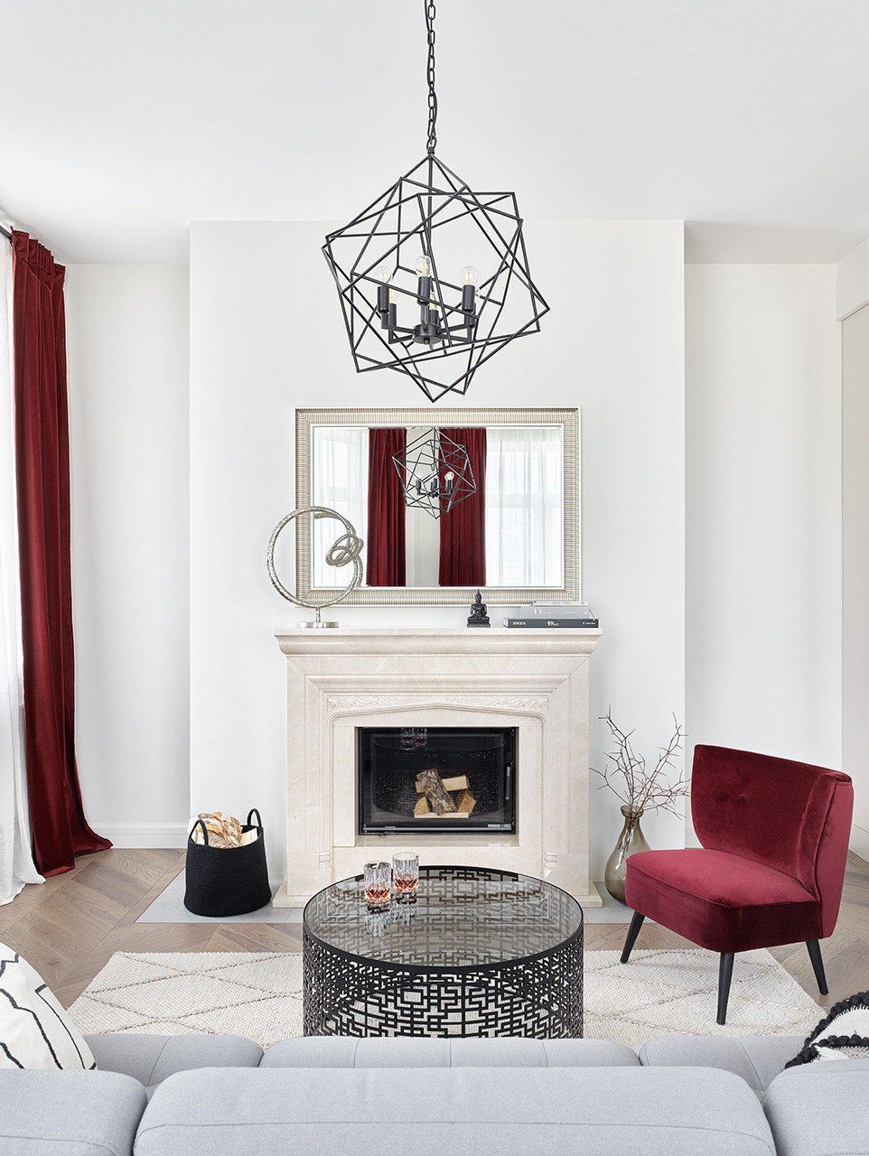 Квартира с камином.