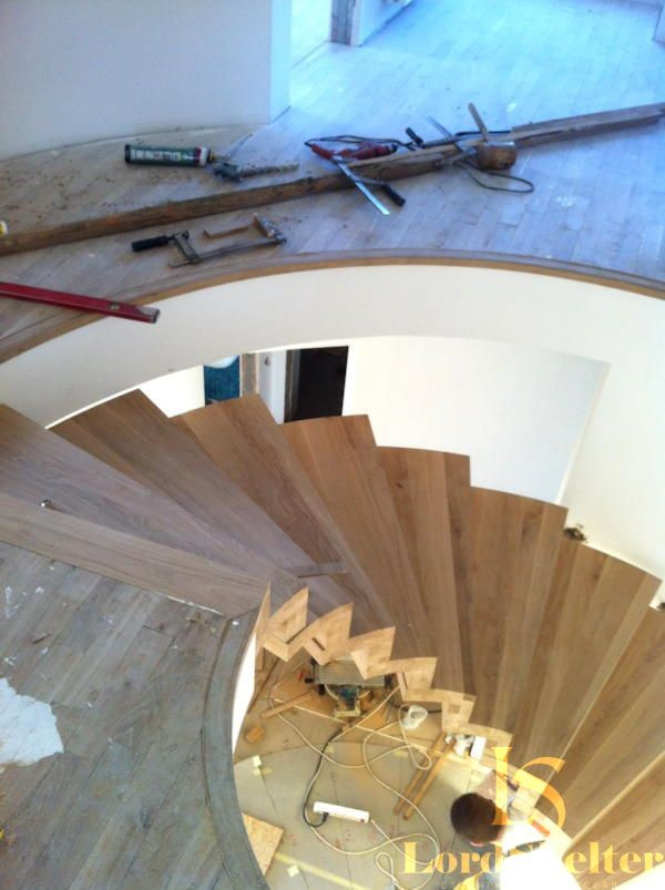 Обшивка металлической лестницы деревом