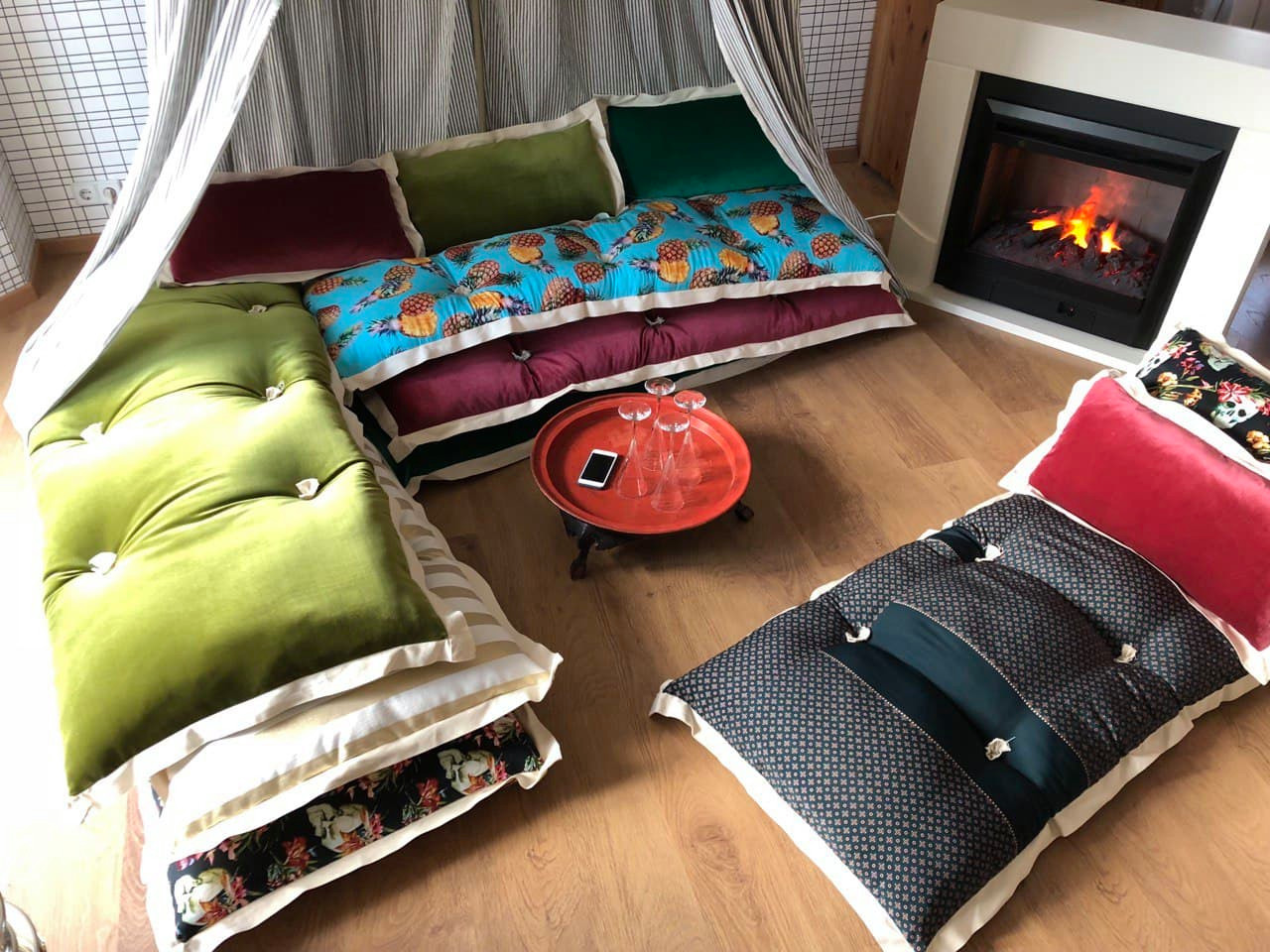 Home picnic collection - коллекция ироничной мебели