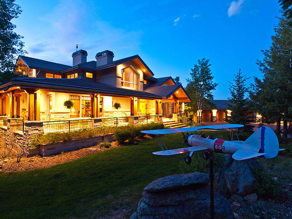 Mountain Ranch Contemporary in Colorado - Farmhouse - Exterior - Denver