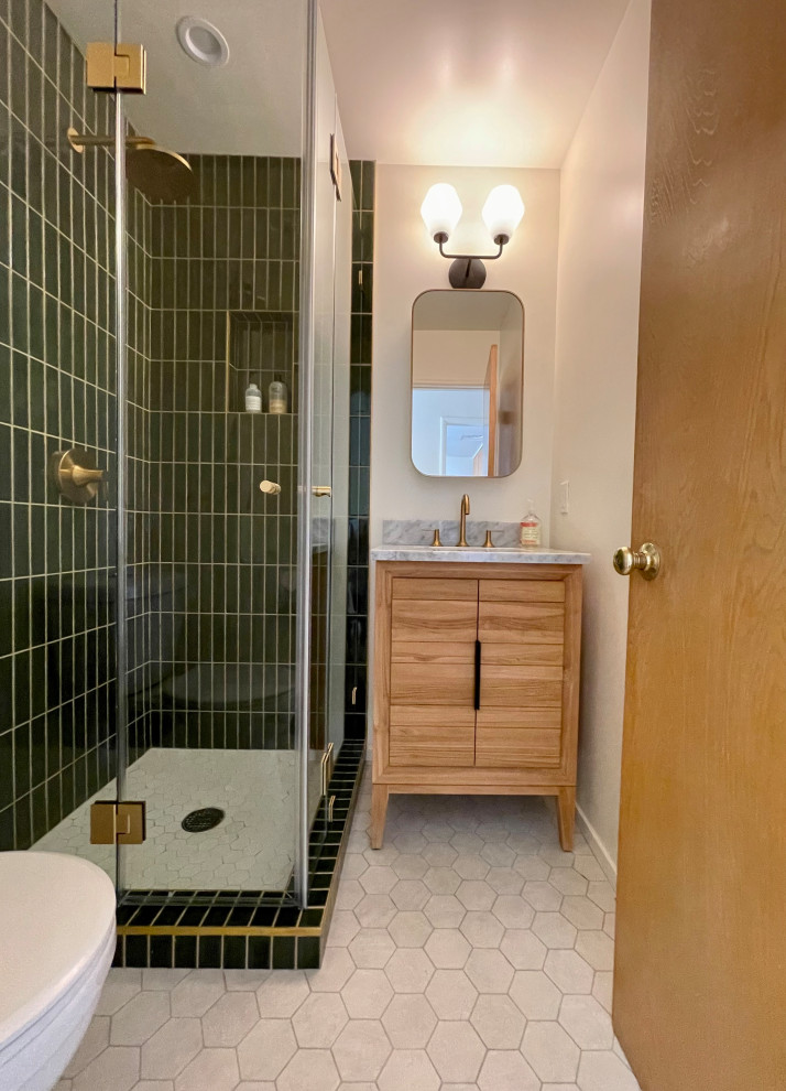 Bathroom - transitional bathroom idea