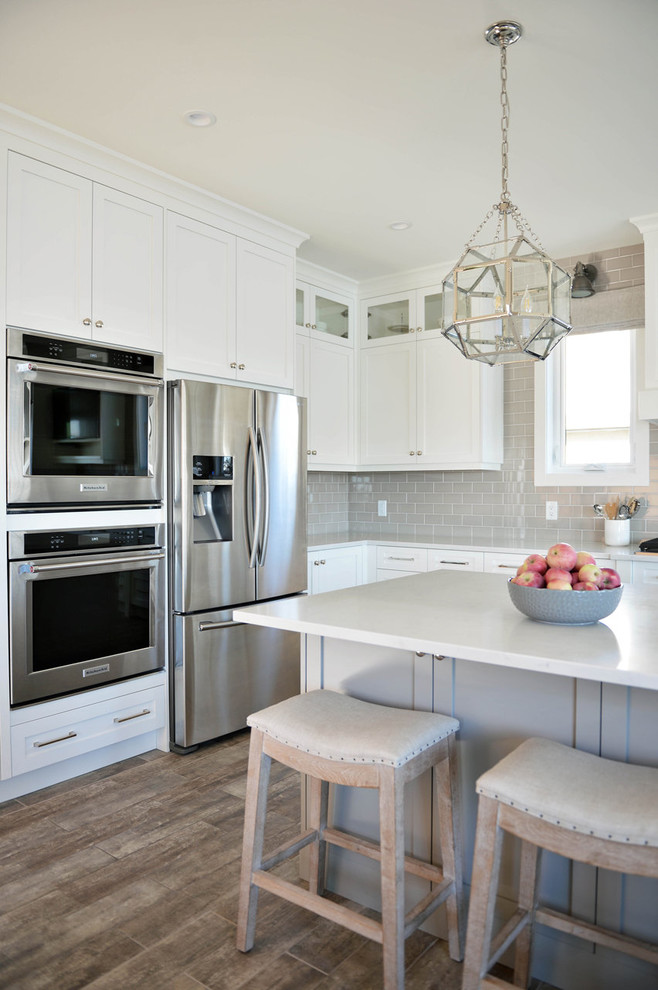 Inspiration for a transitional kitchen remodel in Calgary