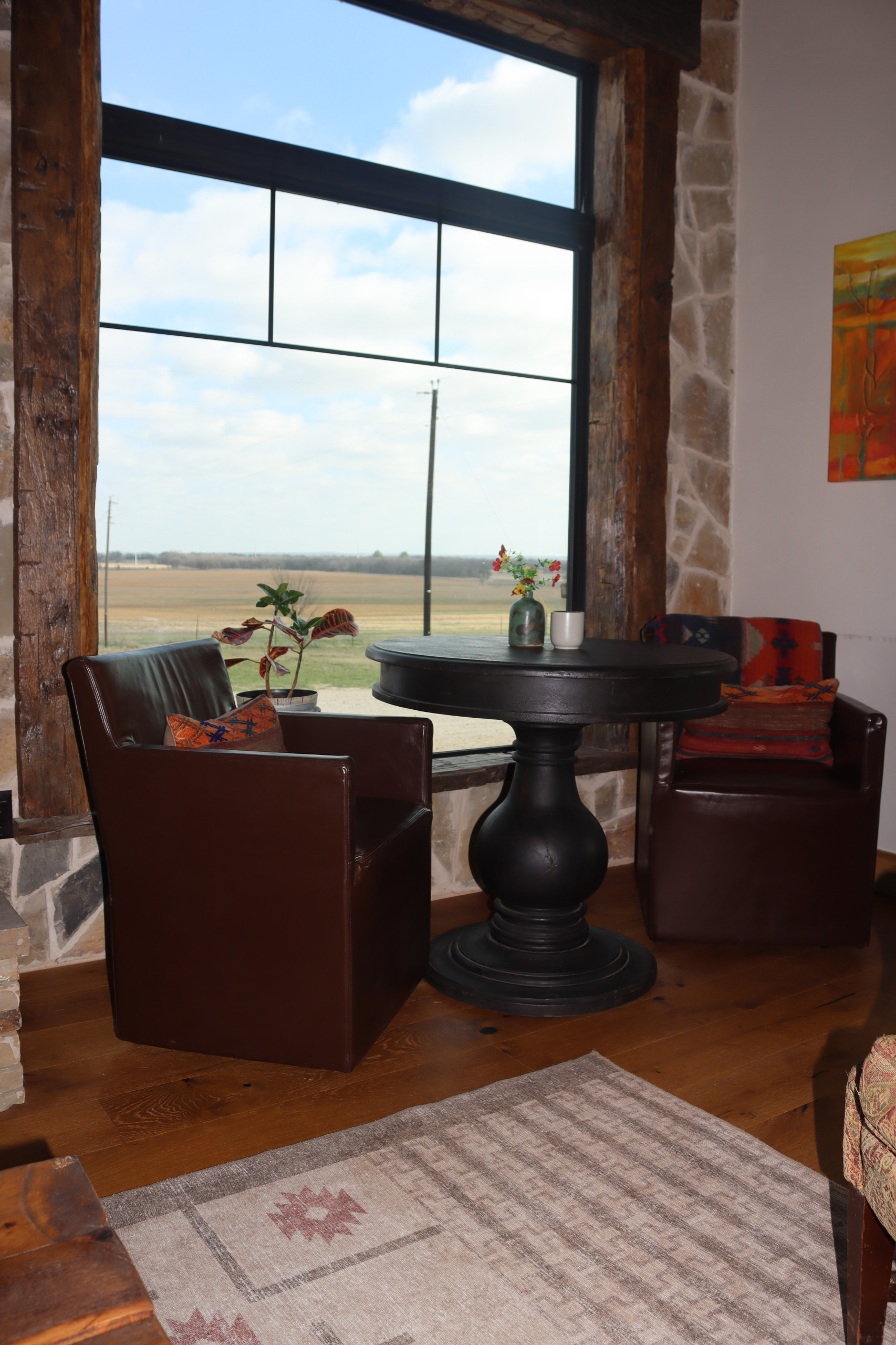 The Artisan Hideaway Living