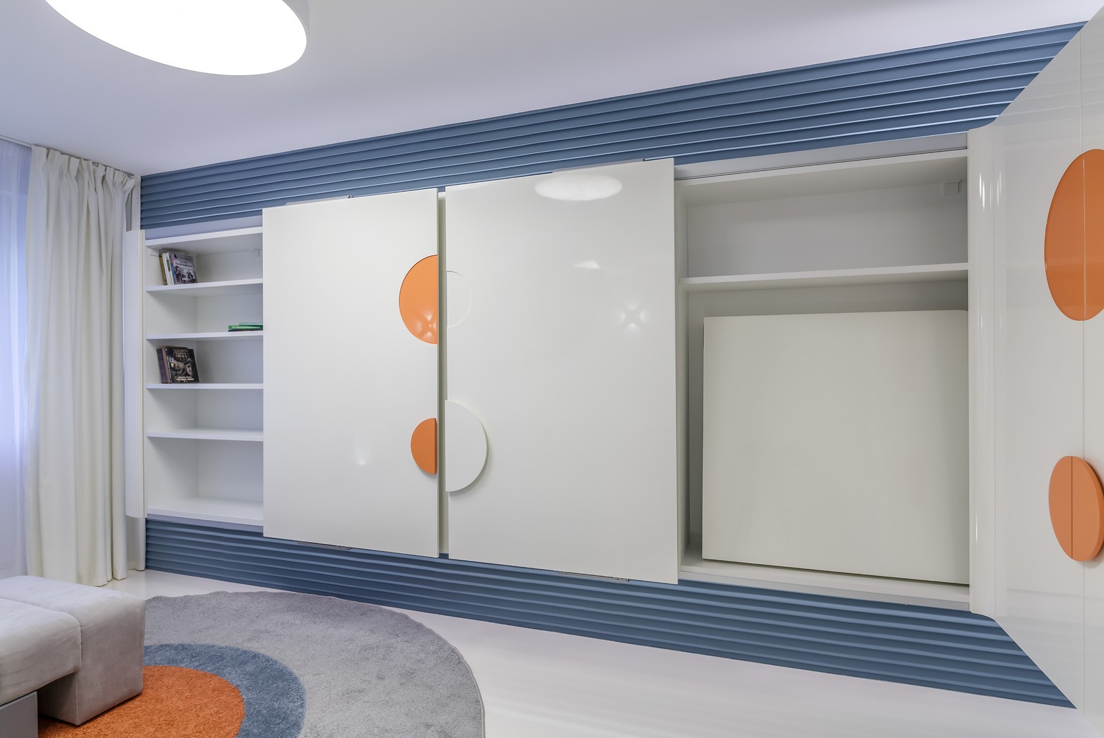 Космический люкс в гостиной для программы "Квартирный вопрос"