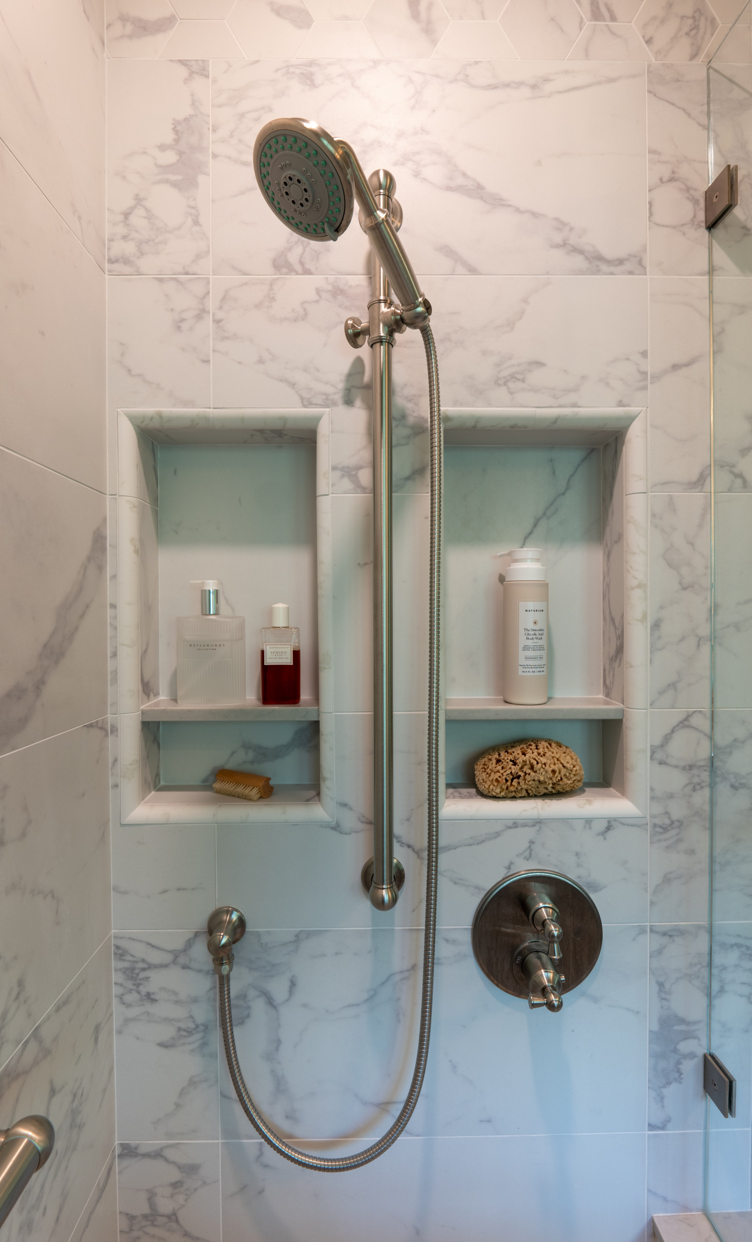 Palo Alto Small Bathroom