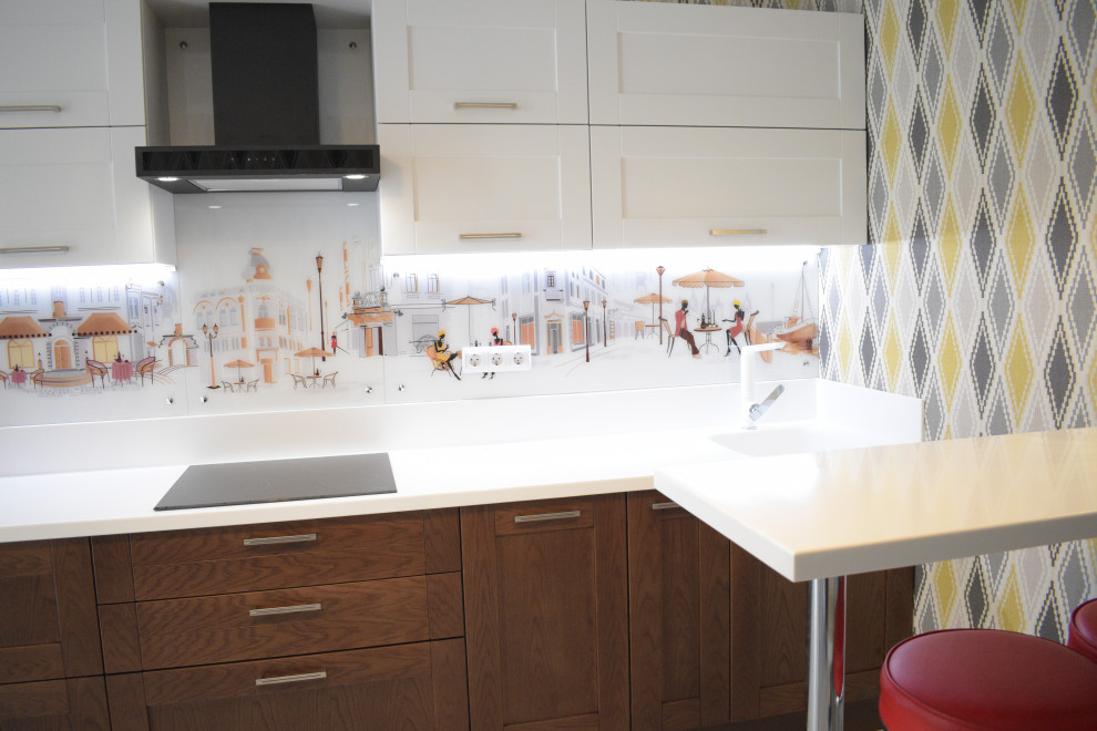 Кухня Кальвадос из массива дуба с каменной столешницей