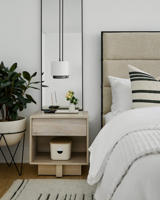 Lincoln Park Japandi Loft contemporaneo-camera-da-letto