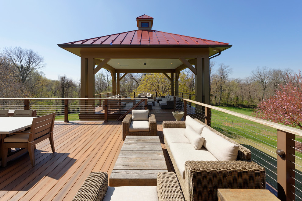 Example of a large transitional side yard deck design in DC Metro with a pergola