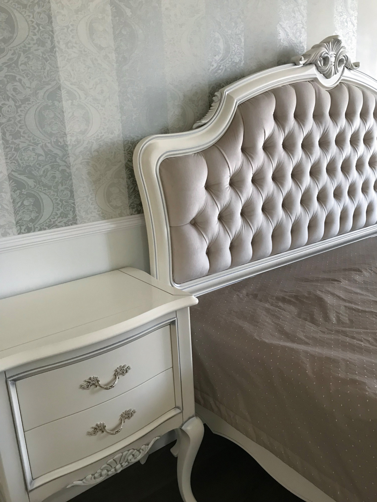 Частный дом. Спальня