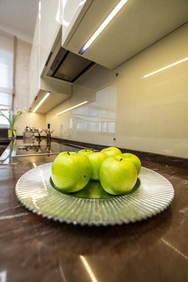 Дом с бассейном