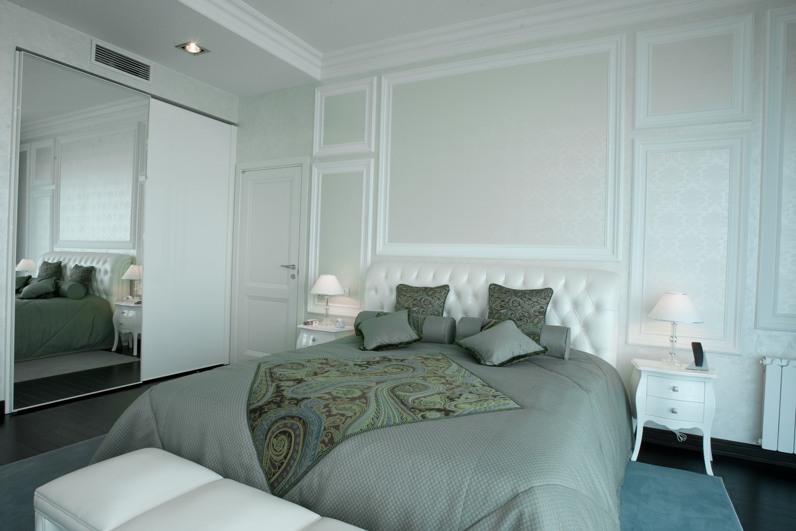 Современная классика в ЖК "Королевский парк"