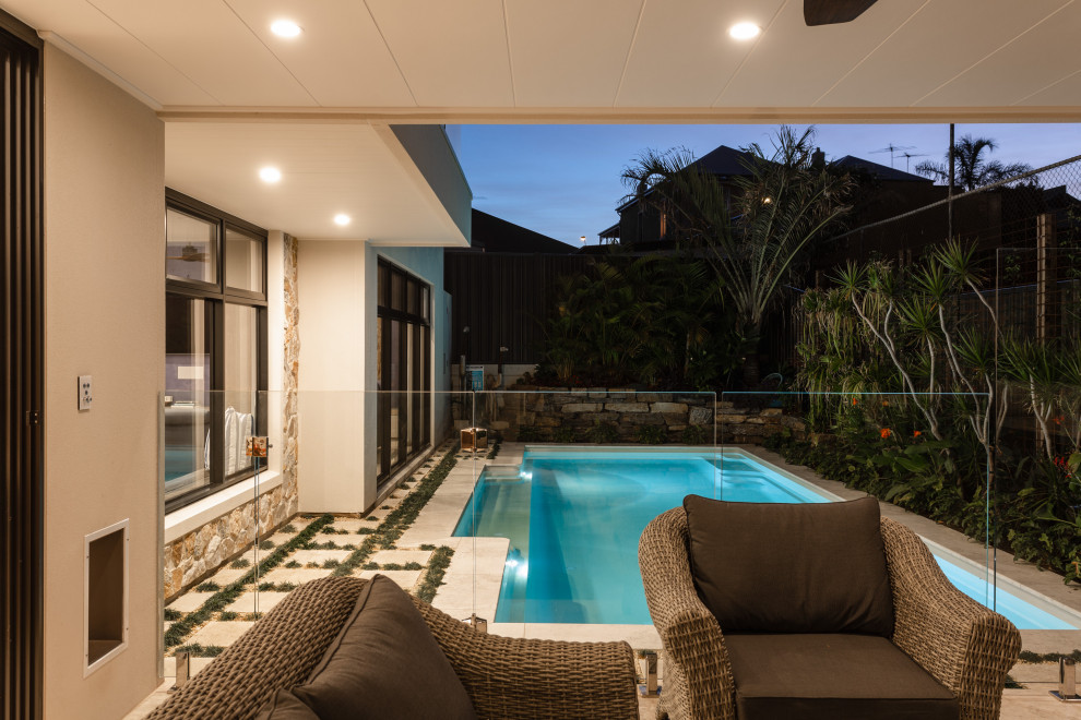 Inspiration for a beach style patio in Adelaide.