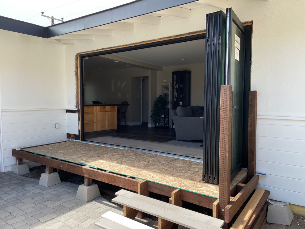 Panoramic Door