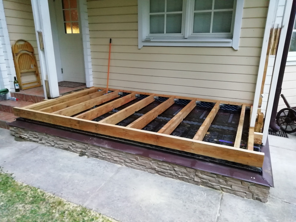 Небольшая реконструкция террасы с ограждениями, в Репино