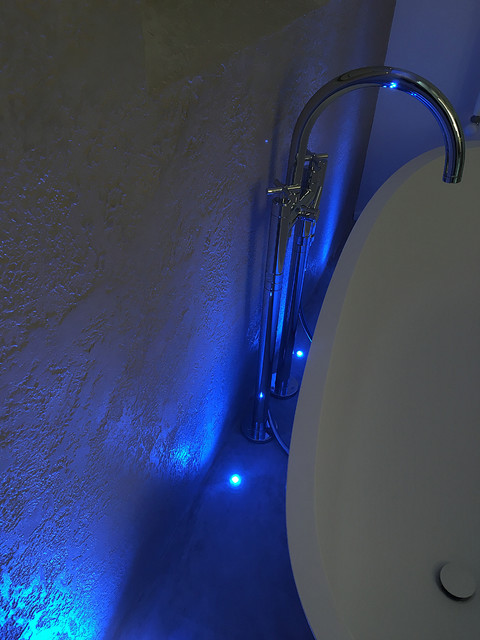 Proyecto 1 tropisk-badevaerelse