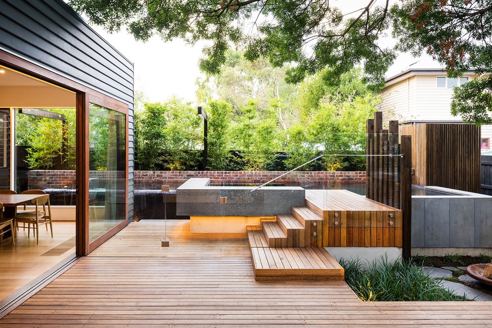Contemporary pool in Melbourne.
