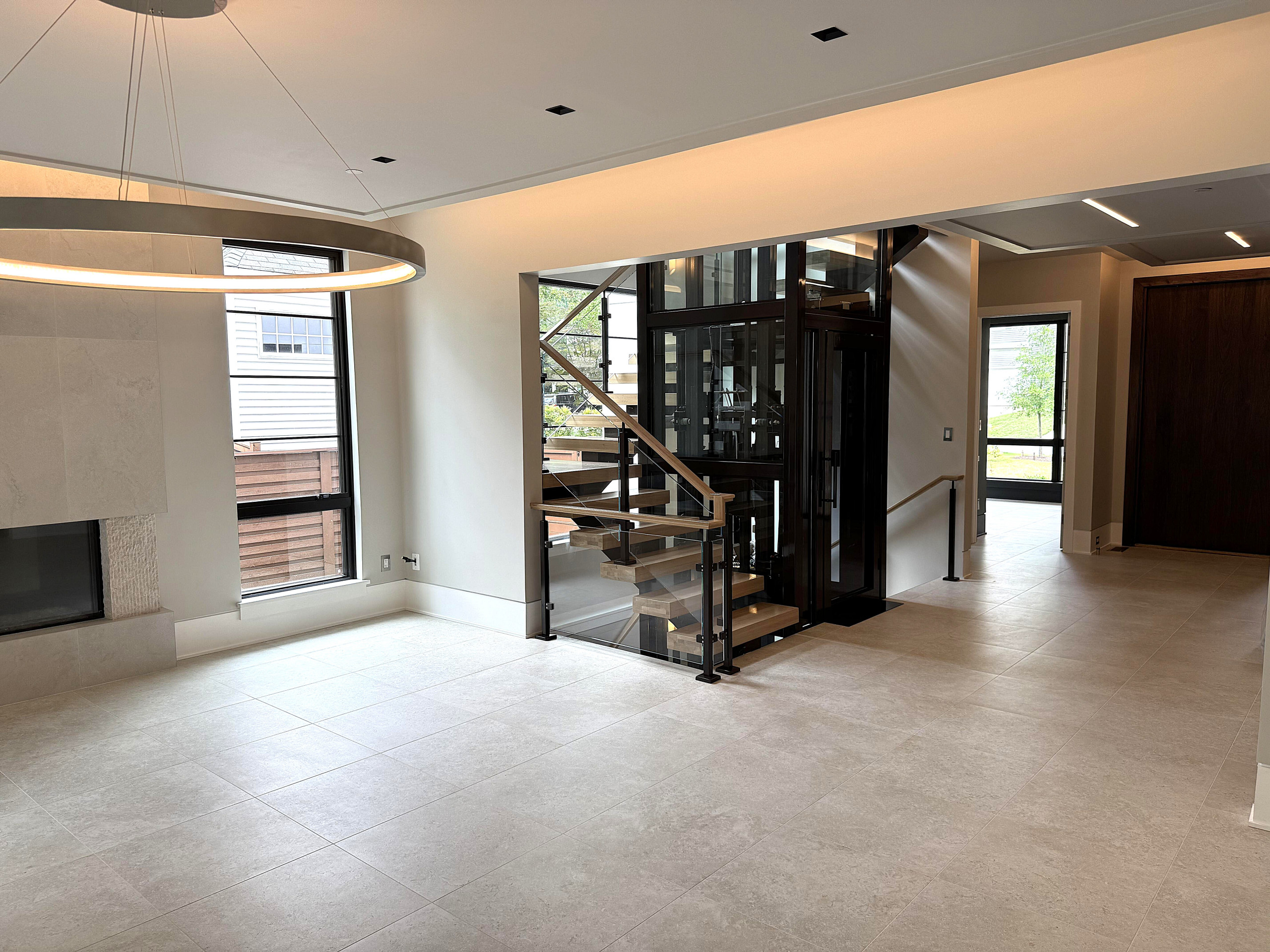 136_Modern Mono-Beam Encircling Glass Elevator, Bethesda, MD 20814