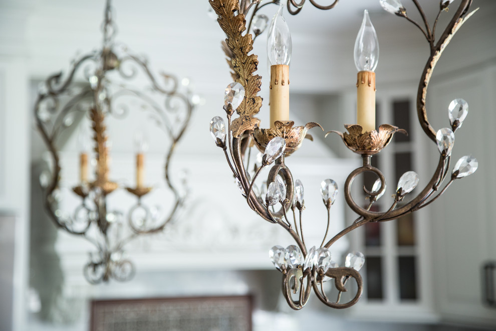Inspiration for a transitional home design remodel in Boston