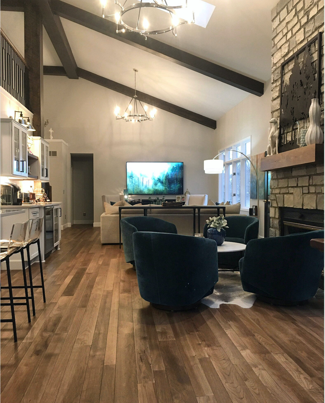 Beams & Wall/Ceiling Installations