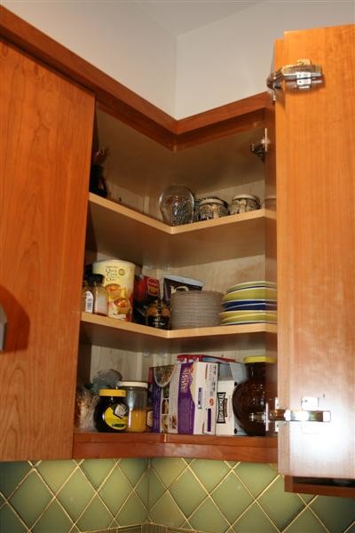 Raven & Cherry Kitchen modern-kueche